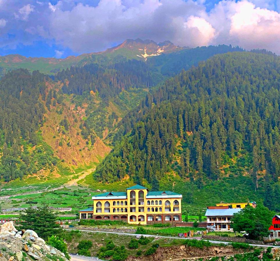 The Sultan Resort Kulan Екстер'єр фото